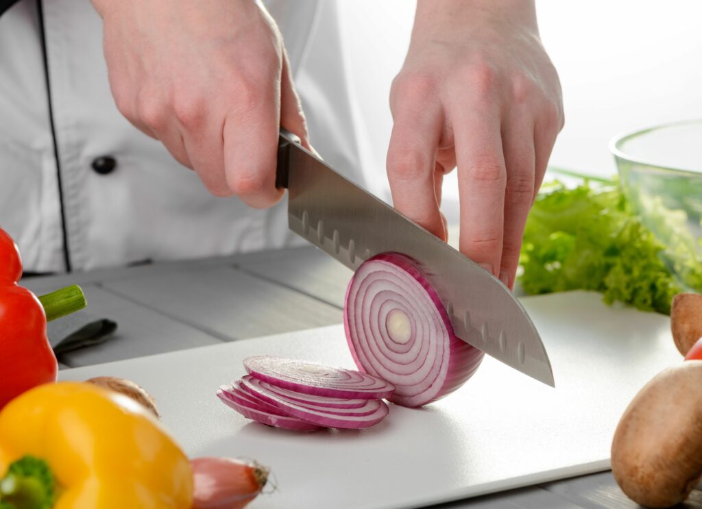 How To Use A Santoku Knife? flavrstream